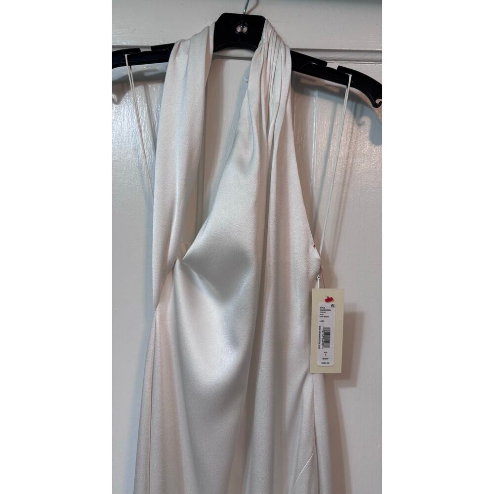 NWT Alice and Olivia Paulette One Shoulder Satin Open Back Gown Size 2 - Picture 7 of 16